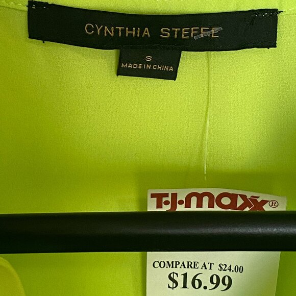 Women's neon green blouse- s - Picture 2 of 3